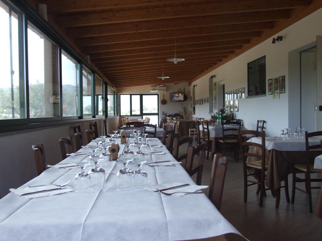 Agriturismo Locoe Oliena Luaran gambar