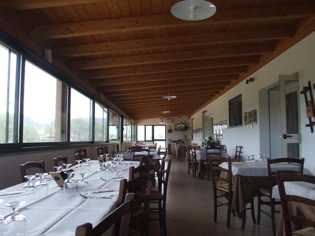Agriturismo Locoe Oliena Luaran gambar