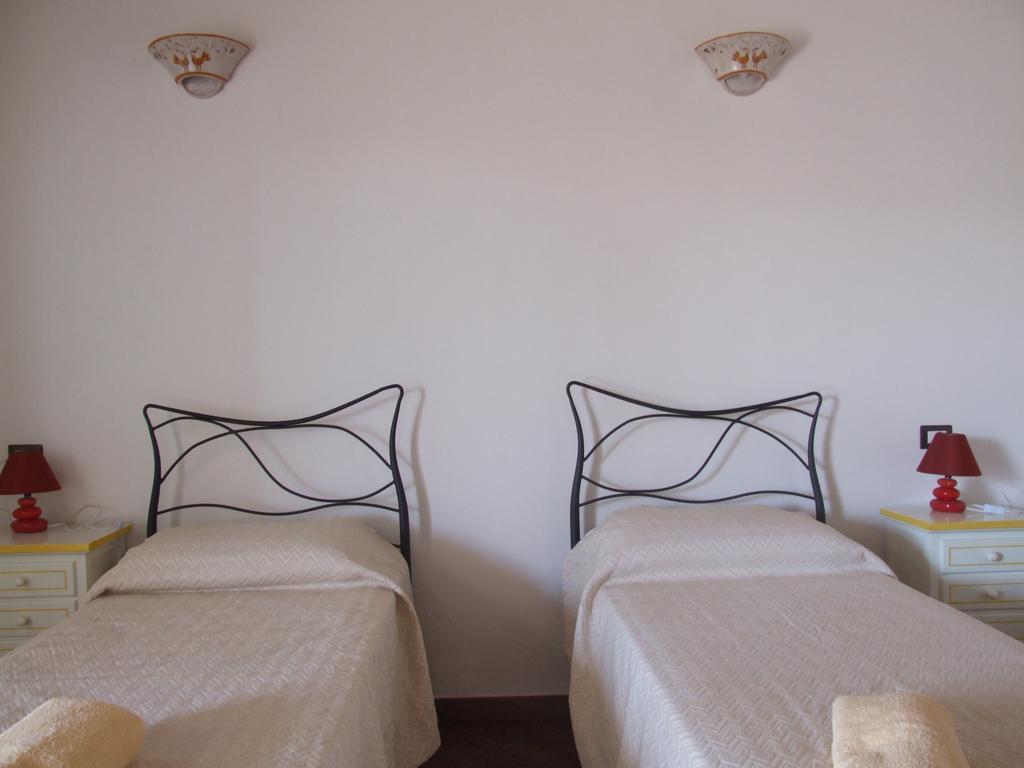 Agriturismo Locoe Oliena Luaran gambar
