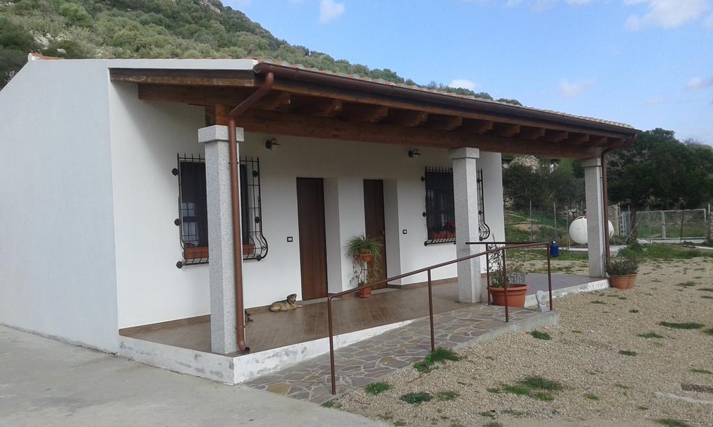 Agriturismo Locoe Oliena Luaran gambar